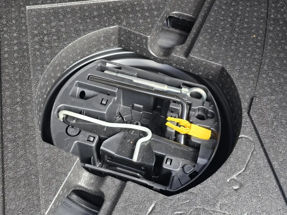 1.2 PureTech Blue Lease Exec. Navi/Pano/Clima
