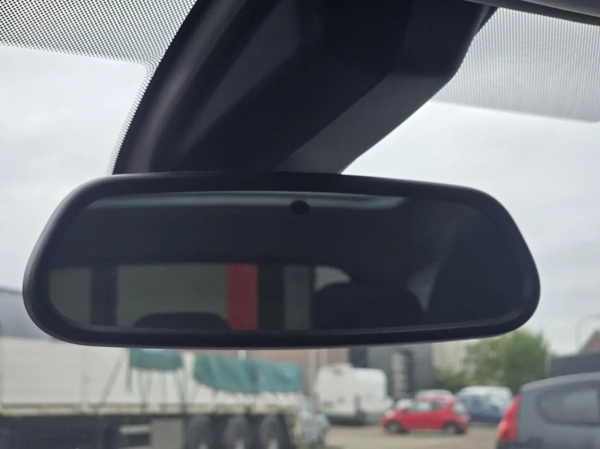 1.2 PureTech Blue Lease Exec. Navi/Pano/Clima