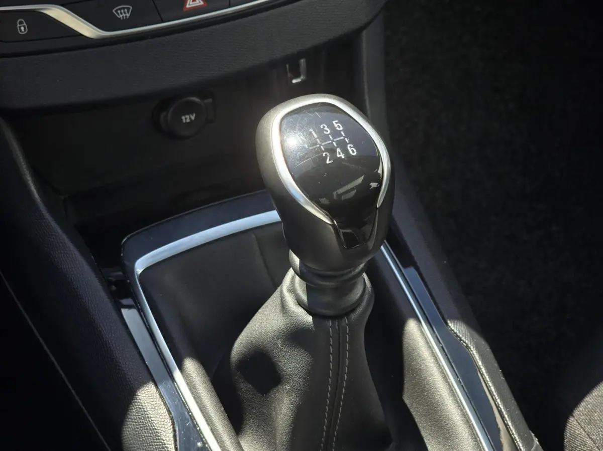 1.2 PureTech Blue Lease Exec. Navi/Pano/Clima