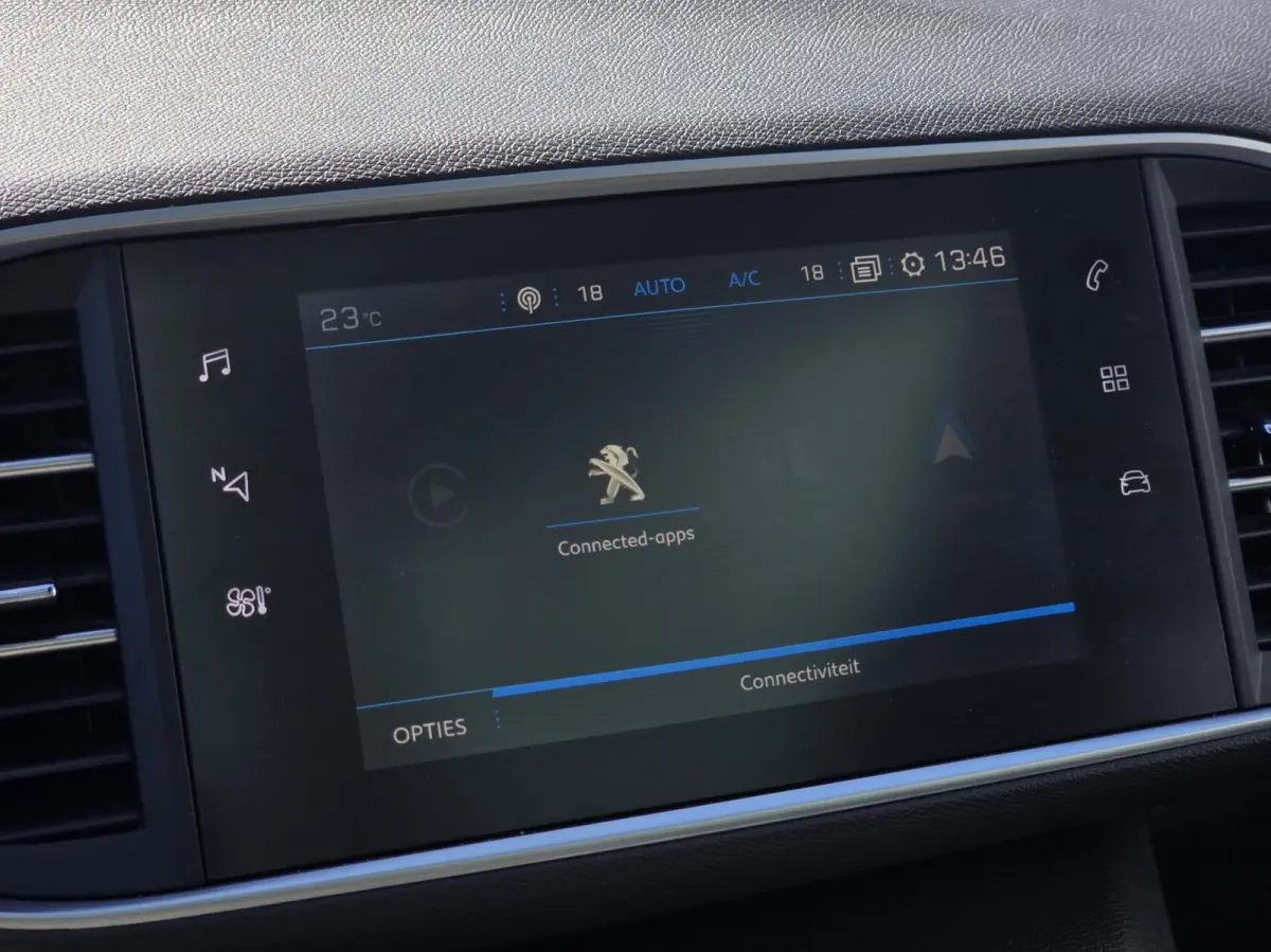 1.2 PureTech Blue Lease Exec. Navi/Pano/Clima