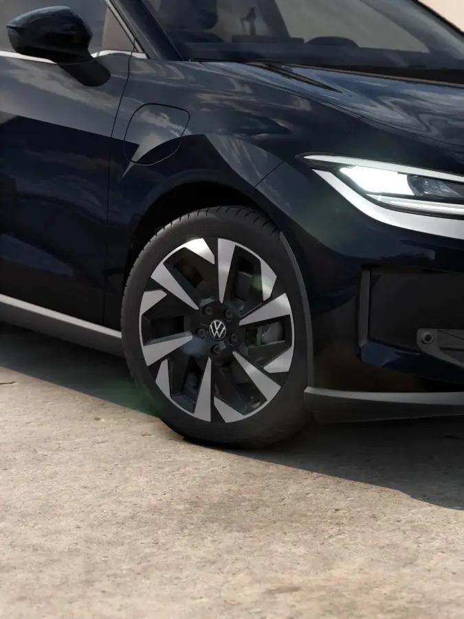 211pk Life First Edition 52 kWh | 18" Velgen | Comfort Pakket