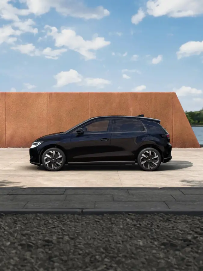 211pk Life First Edition 52 kWh | 18" Velgen | Comfort Pakket