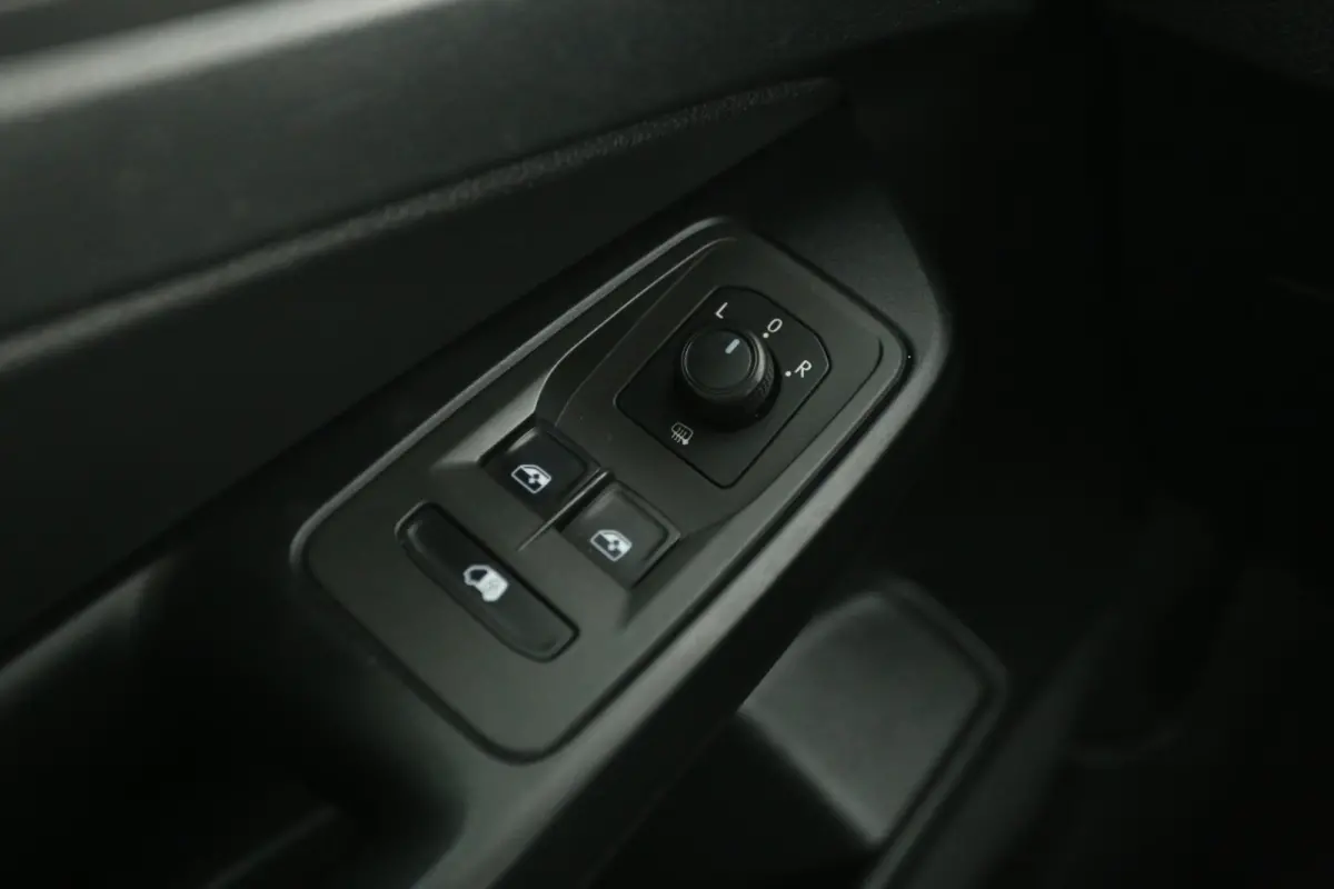 2.0 TDI 102PK | Clima | Cruise | Carplay | Elektrpakket