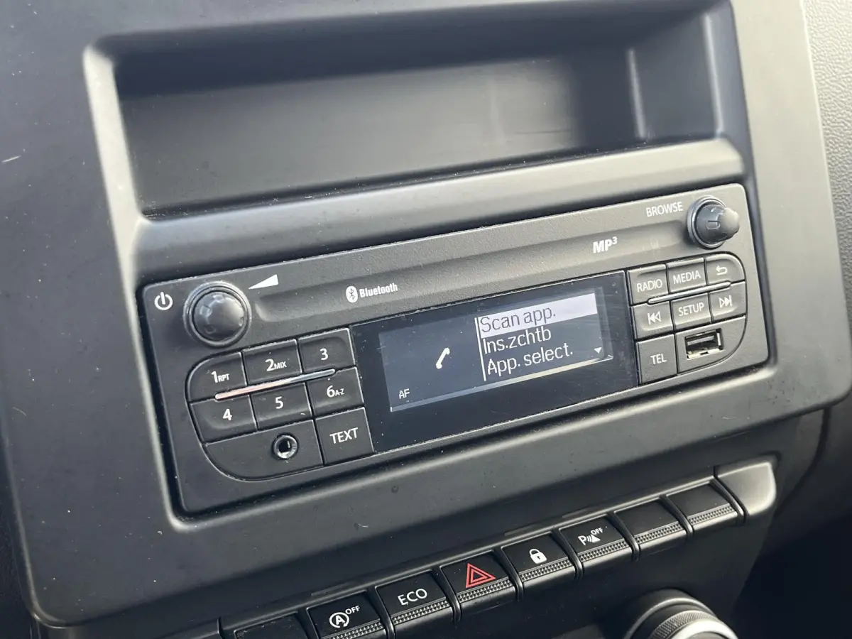 1.5 dCi 95 Comfort*CRUISE*A/C*HAAK*TEL*