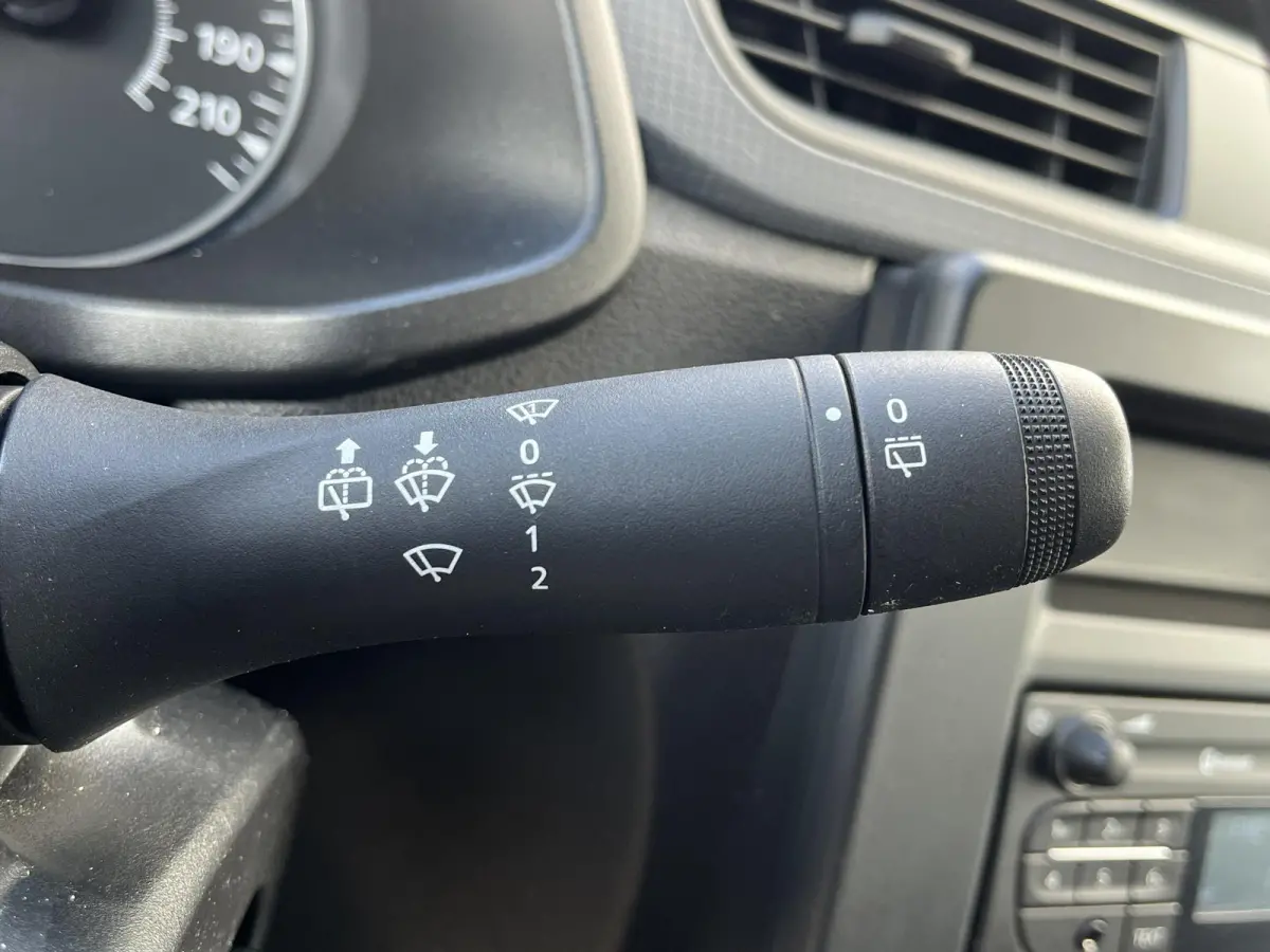 1.5 dCi 95 Comfort*CRUISE*A/C*HAAK*TEL*