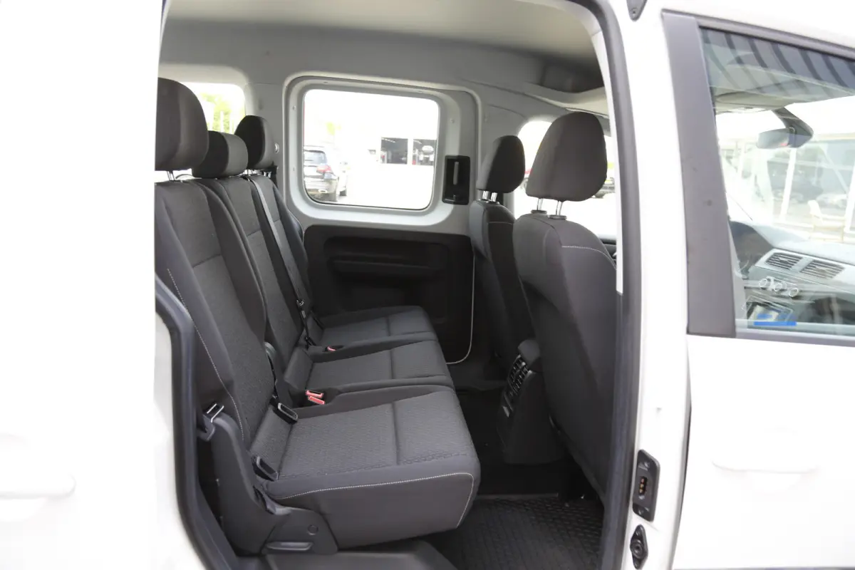 1.4 TGI Trendline 5 Persoons Automaat*Perfect VW Onderh.*Trekhaak/2x zijschuifdeur/Stoelverw./Climate-Control/Camera/Parkeersens.V+A*
