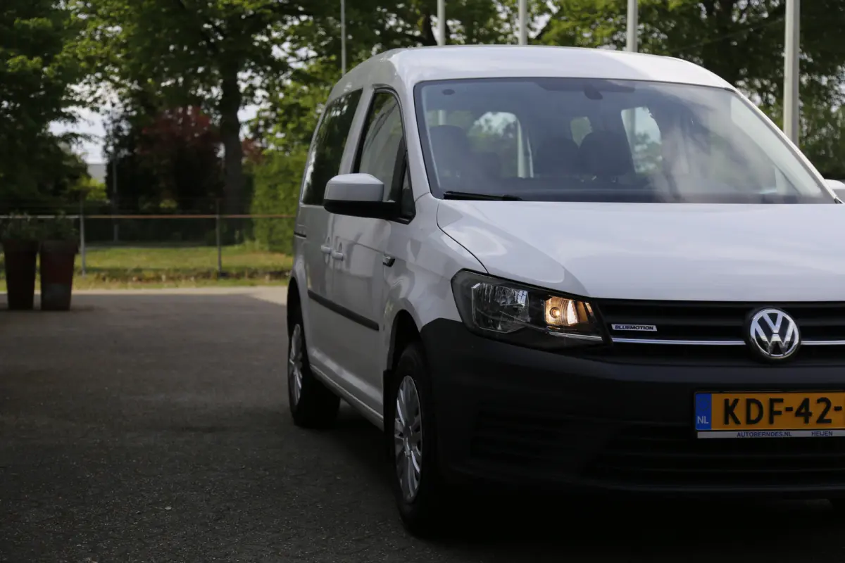1.4 TGI Trendline 5 Persoons Automaat*Perfect VW Onderh.*Trekhaak/2x zijschuifdeur/Stoelverw./Climate-Control/Camera/Parkeersens.V+A*