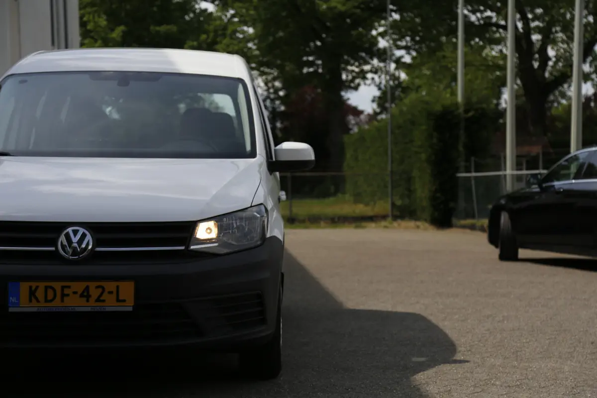 1.4 TGI Trendline 5 Persoons Automaat*Perfect VW Onderh.*Trekhaak/2x zijschuifdeur/Stoelverw./Climate-Control/Camera/Parkeersens.V+A*
