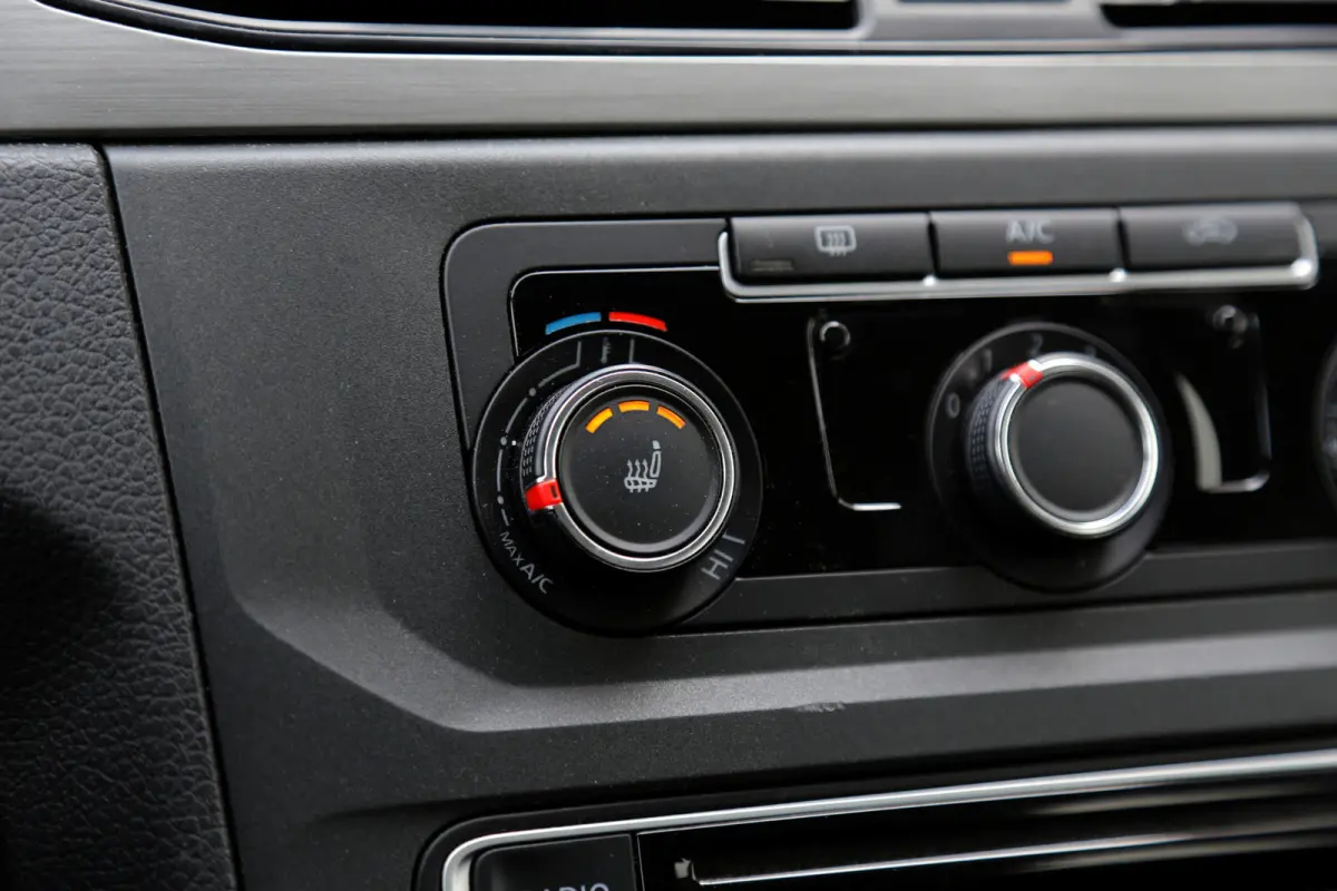 1.4 TGI Trendline 5 Persoons Automaat*Perfect VW Onderh.*Trekhaak/2x zijschuifdeur/Stoelverw./Climate-Control/Camera/Parkeersens.V+A*
