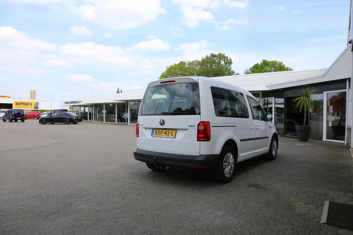 1.4 TGI Trendline 5 Persoons Automaat*Perfect VW Onderh.*Trekhaak/2x zijschuifdeur/Stoelverw./Climate-Control/Camera/Parkeersens.V+A*