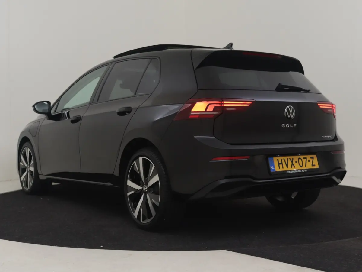 1.5 eHybrid Life Edition 204Pk DSG/AUTO | Glazen panorama-dak | Achteruitrijcamera | Cruise control adaptief | Apple carplay Android auto | Keyless Entry/Start | Parkeer assist | DAB | LED |