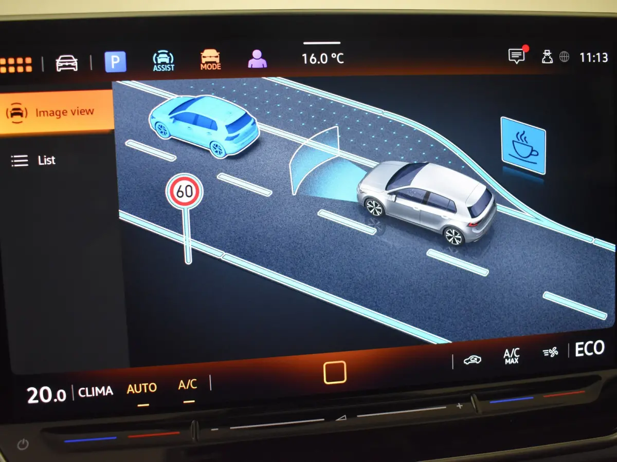 1.5 eHybrid Life Edition 204Pk DSG/AUTO | Glazen panorama-dak | Achteruitrijcamera | Cruise control adaptief | Apple carplay Android auto | Keyless Entry/Start | Parkeer assist | DAB | LED |