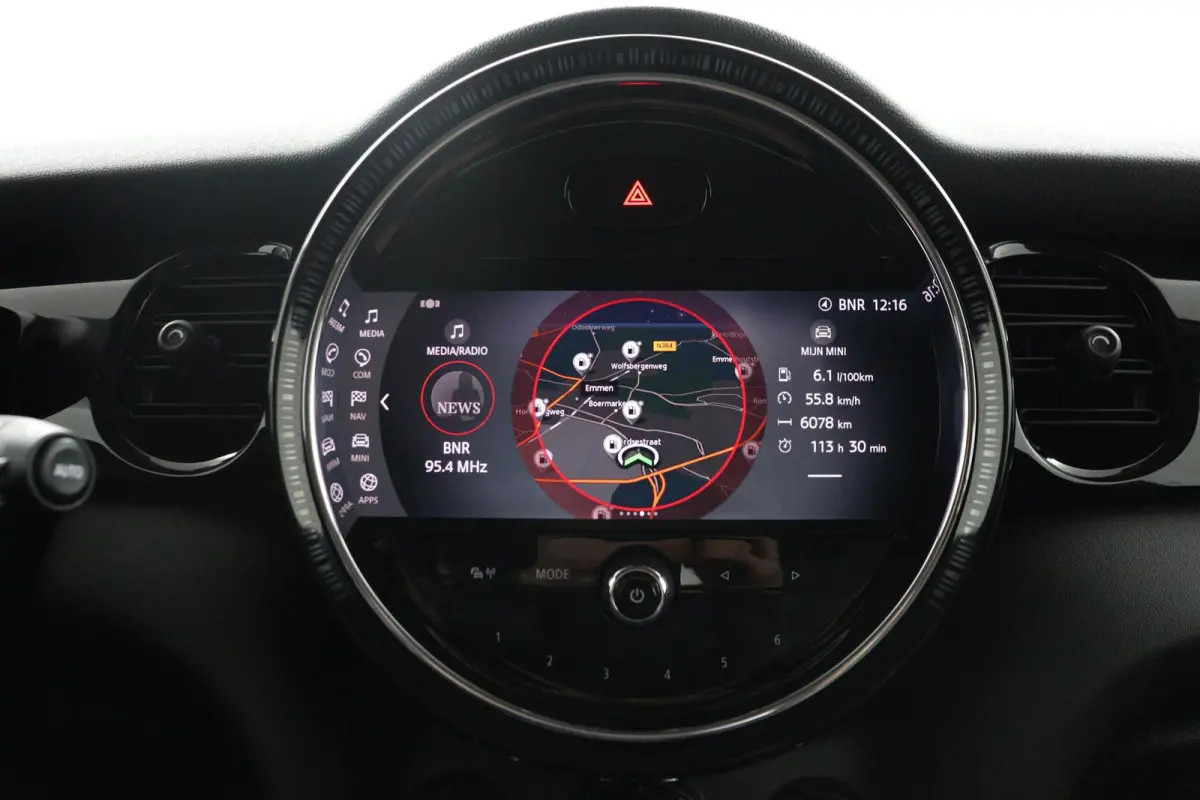 1.5 Business Edition | Groot Navi | CarPlay | Sportstoelen | 38.241 km |