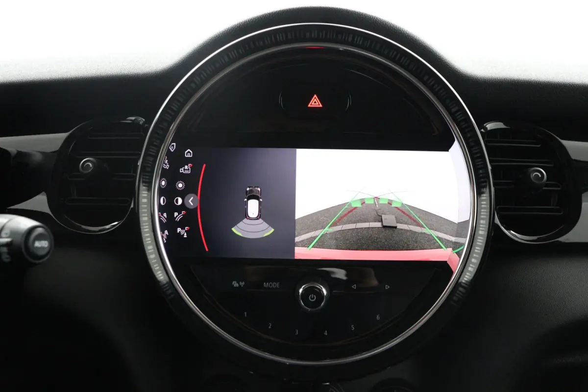 1.5 Business Edition | Groot Navi | CarPlay | Sportstoelen | 38.241 km |