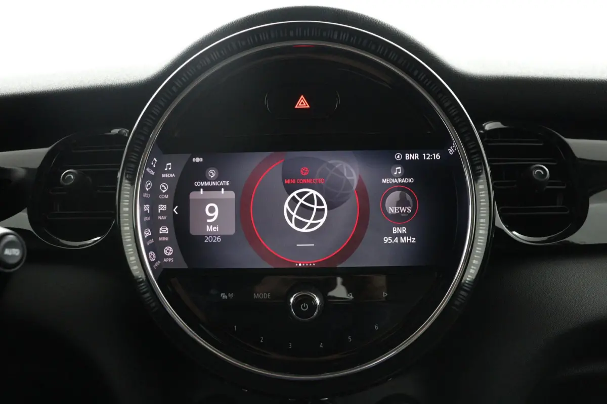 1.5 Business Edition | Groot Navi | CarPlay | Sportstoelen | 38.241 km |