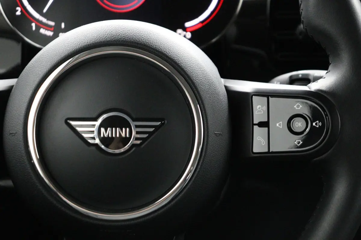 1.5 Business Edition | Groot Navi | CarPlay | Sportstoelen | 38.241 km |