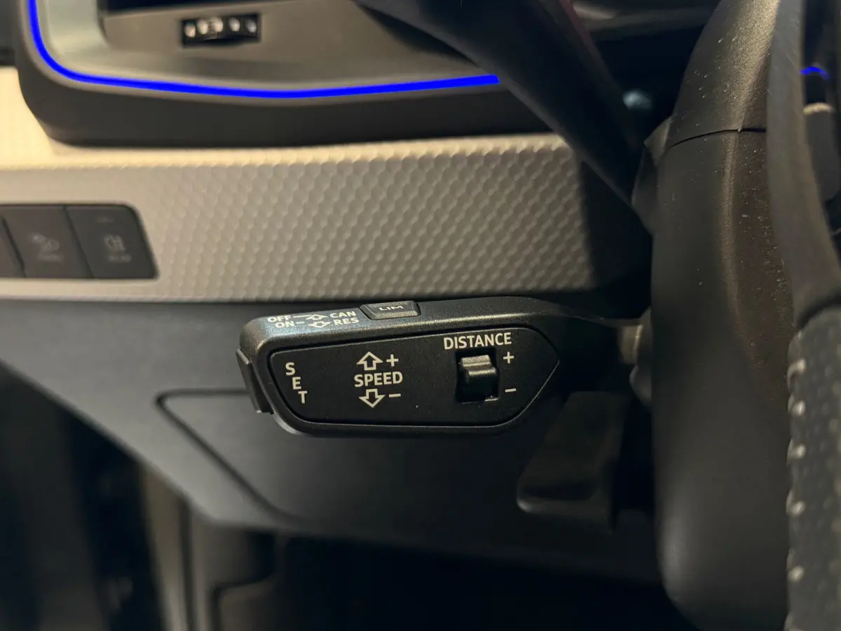 40 TFSI 3 x S Line Pro Line S LED|Sfeer|18 inch|Carplay|Two Tone