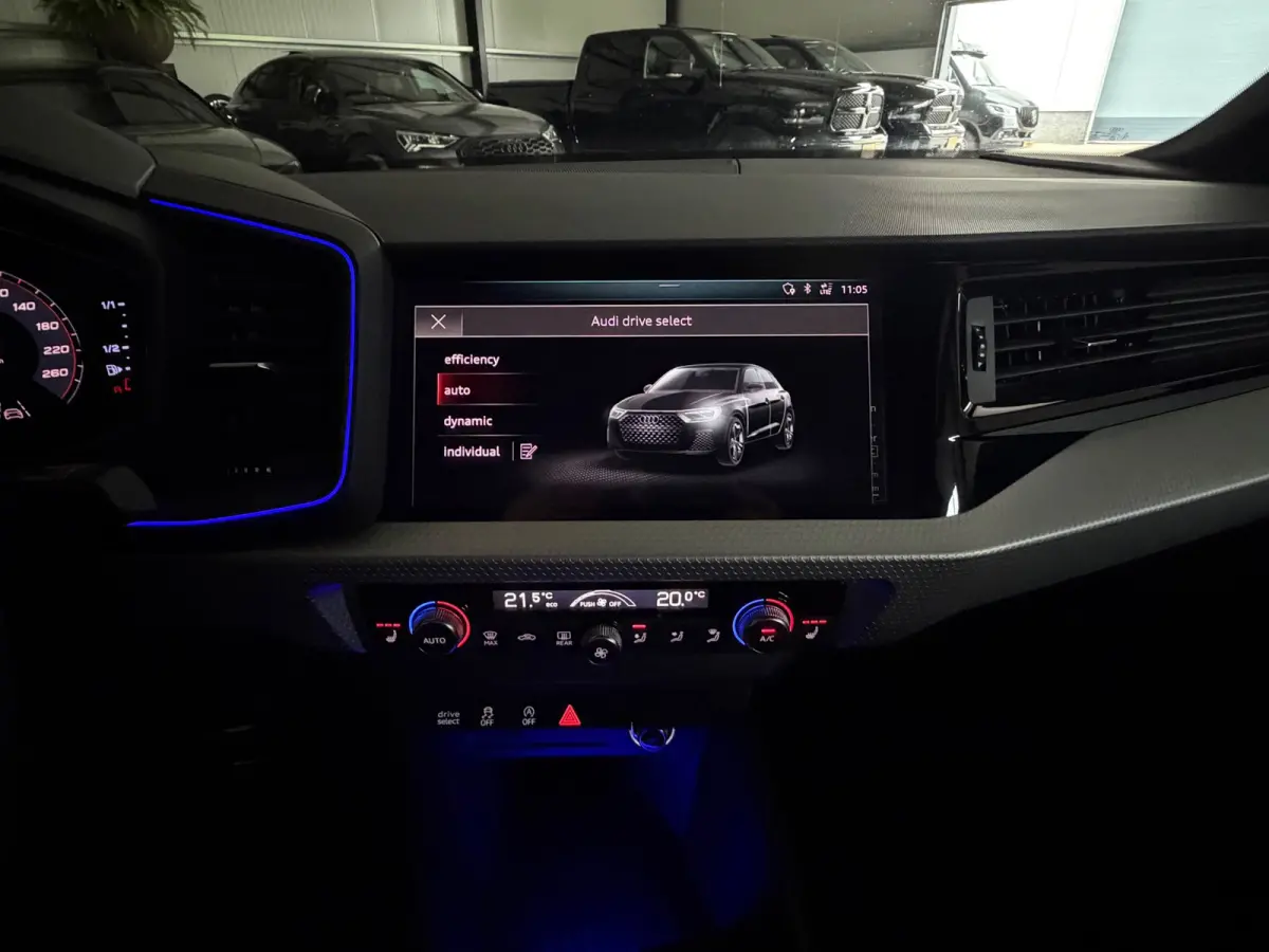40 TFSI 3 x S Line Pro Line S LED|Sfeer|18 inch|Carplay|Two Tone