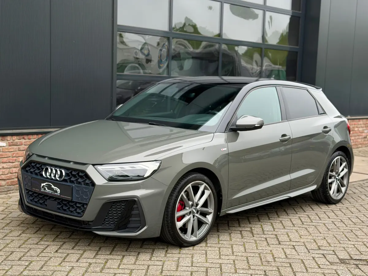 40 TFSI 3 x S Line Pro Line S LED|Sfeer|18 inch|Carplay|Two Tone