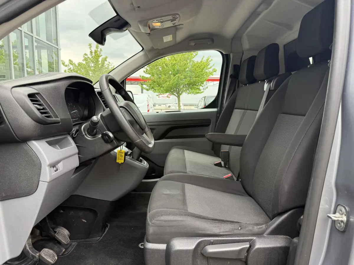 1.5 BlueHDI 100 Long L3 Premium | NL-auto | 1e Eig | Carplay | Navi | Cruisec.