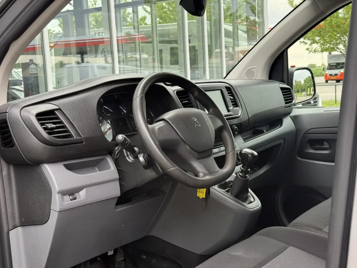 1.5 BlueHDI 100 Long L3 Premium | NL-auto | 1e Eig | Carplay | Navi | Cruisec.