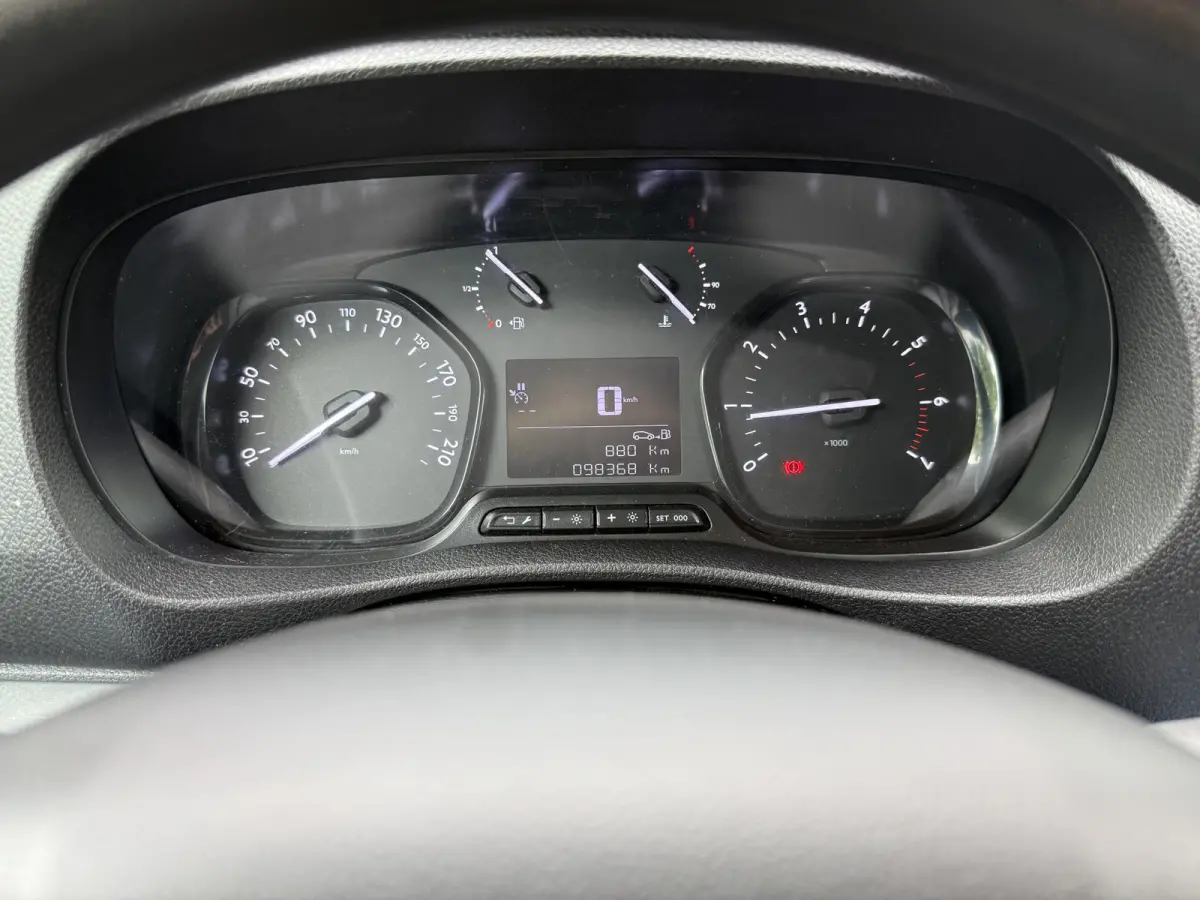 1.5 BlueHDI 100 Long L3 Premium | NL-auto | 1e Eig | Carplay | Navi | Cruisec.