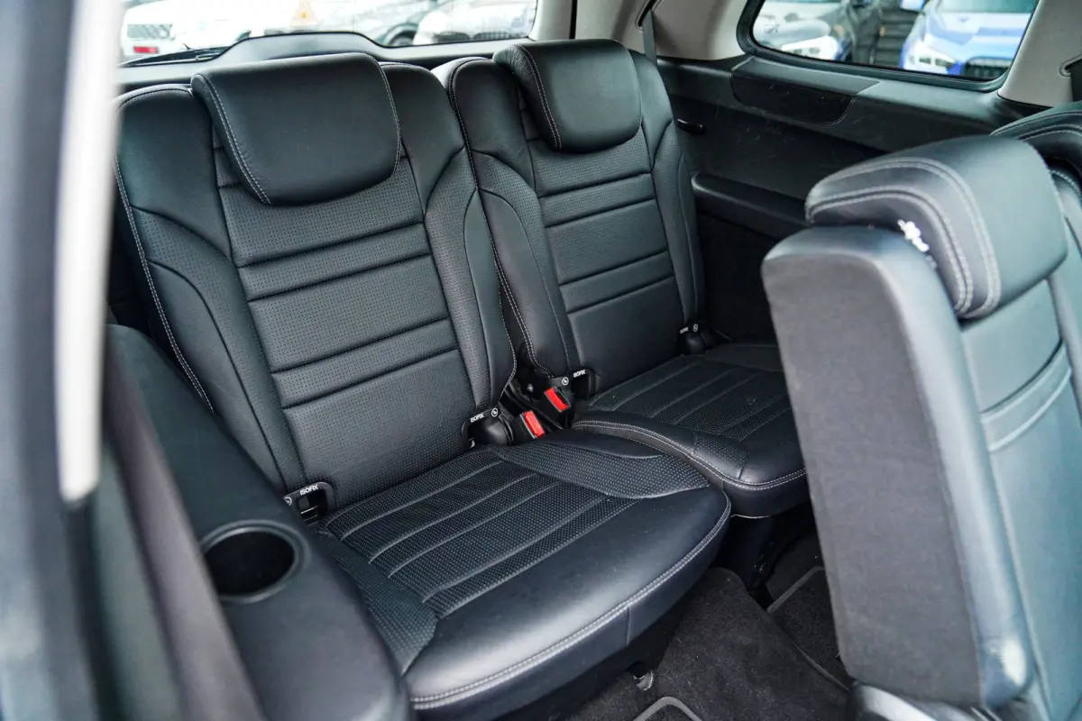 AMG 63 4MATIC - Stoelverwarming/Verkoeling | Elektrische trekhaak | Massage Stoelen | HuD | Panorama | HK