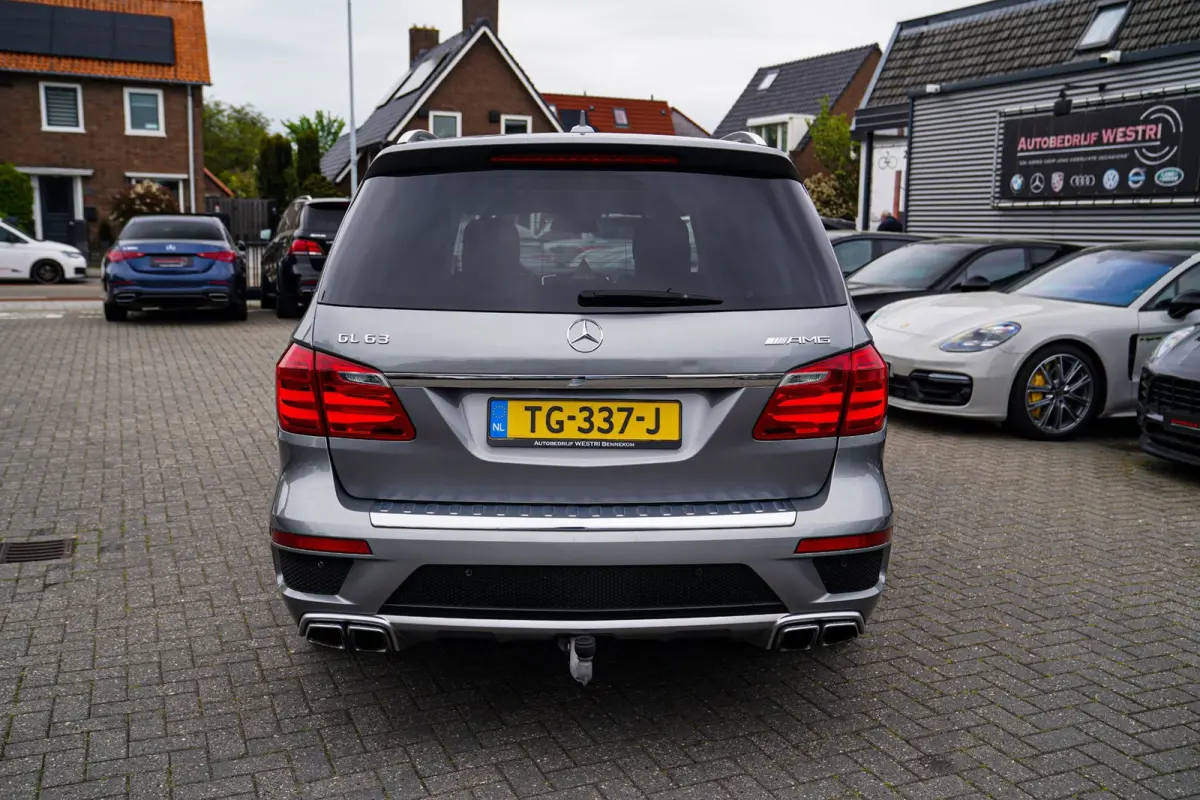AMG 63 4MATIC - Stoelverwarming/Verkoeling | Elektrische trekhaak | Massage Stoelen | HuD | Panorama | HK