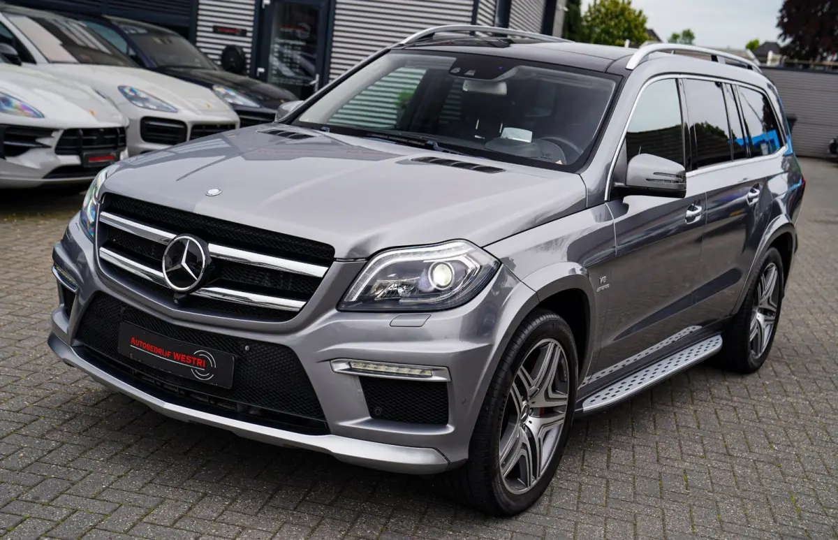 AMG 63 4MATIC - Stoelverwarming/Verkoeling | Elektrische trekhaak | Massage Stoelen | HuD | Panorama | HK
