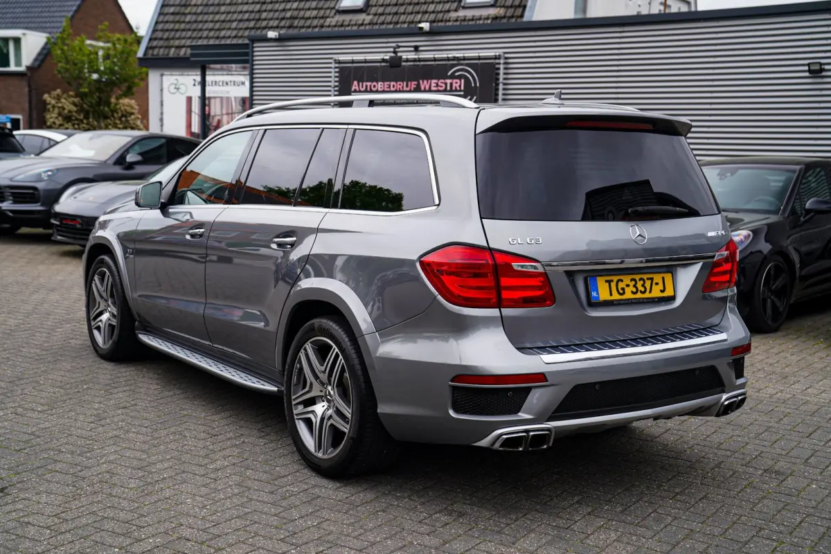 AMG 63 4MATIC - Stoelverwarming/Verkoeling | Elektrische trekhaak | Massage Stoelen | HuD | Panorama | HK
