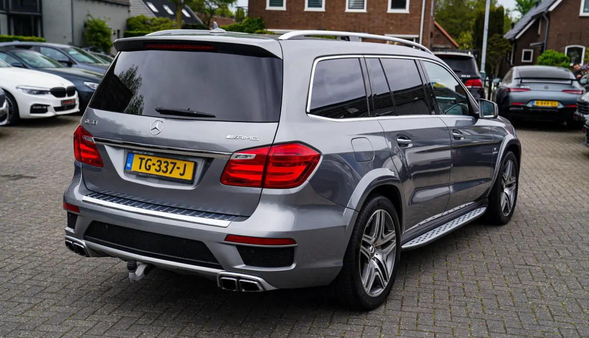 AMG 63 4MATIC - Stoelverwarming/Verkoeling | Elektrische trekhaak | Massage Stoelen | HuD | Panorama | HK