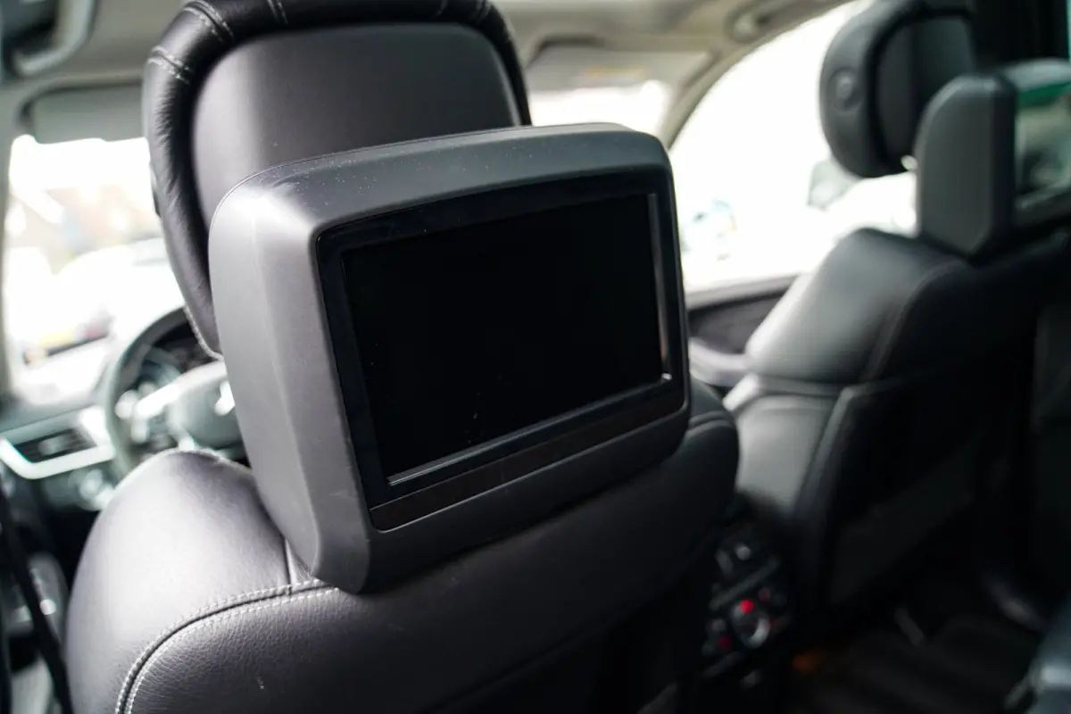 AMG 63 4MATIC - Stoelverwarming/Verkoeling | Elektrische trekhaak | Massage Stoelen | HuD | Panorama | HK