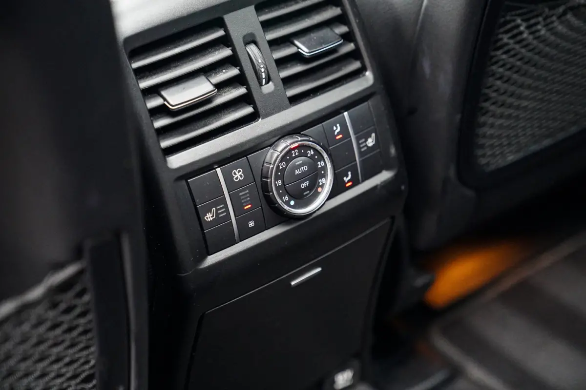 AMG 63 4MATIC - Stoelverwarming/Verkoeling | Elektrische trekhaak | Massage Stoelen | HuD | Panorama | HK