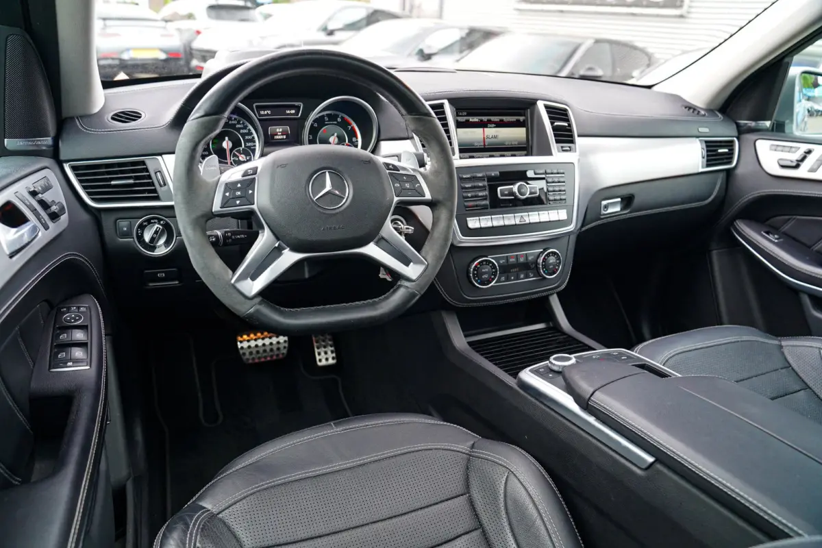AMG 63 4MATIC - Stoelverwarming/Verkoeling | Elektrische trekhaak | Massage Stoelen | HuD | Panorama | HK