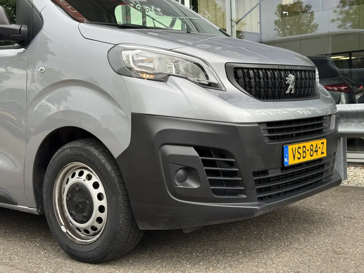1.5 BlueHDI 100 Long L3 Premium | NL-auto | 1e Eig | Carplay | Navi | Cruisec.