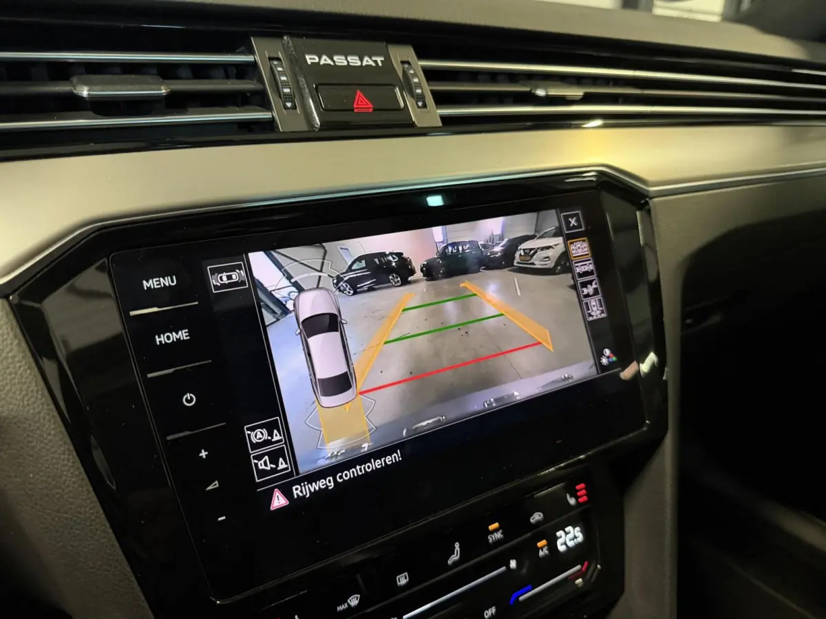 1.5 TSI R-Line Business + Pano Virtual H&K