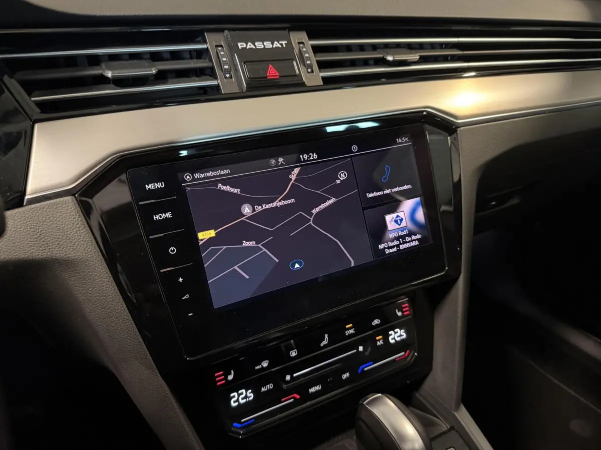 1.5 TSI R-Line Business + Pano Virtual H&K