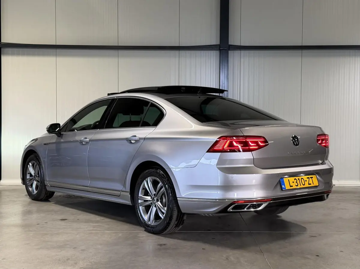 1.5 TSI R-Line Business + Pano Virtual H&K