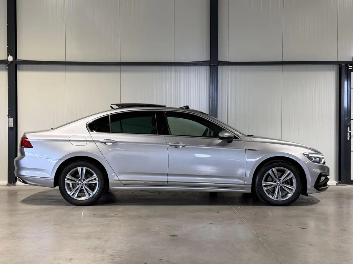 1.5 TSI R-Line Business + Pano Virtual H&K