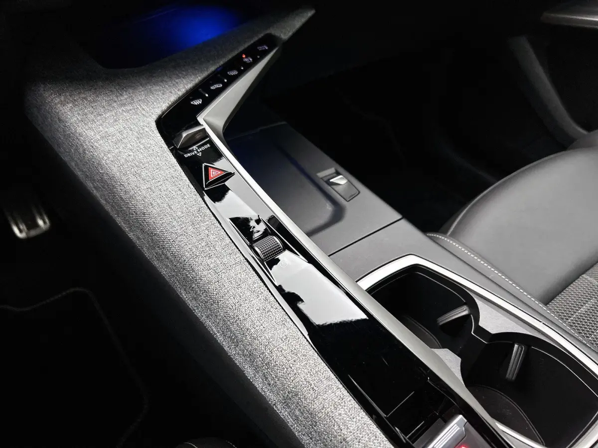 SUV GT Hybrid 145pk Automaat | 7 Zitplaatsen | Navigatie | Achteruitrijcamera | Handsfree Achterklep | Stoel- en stuurverwarming | Adaptieve Cruise Control | Climate Control | Parkeersensore