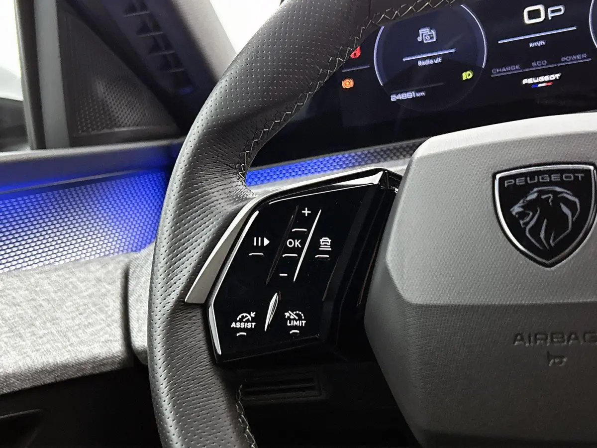 SUV GT Hybrid 145pk Automaat | 7 Zitplaatsen | Navigatie | Achteruitrijcamera | Handsfree Achterklep | Stoel- en stuurverwarming | Adaptieve Cruise Control | Climate Control | Parkeersensore
