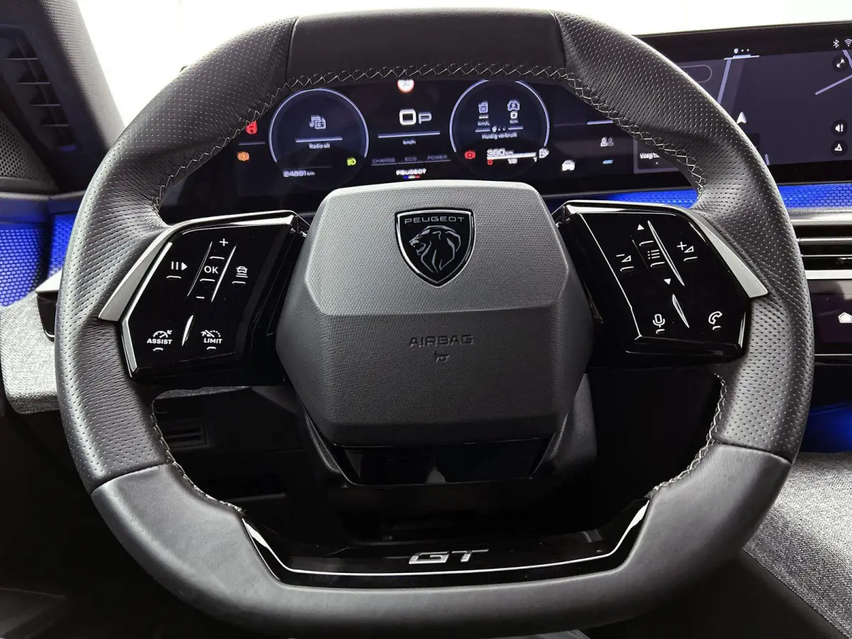 SUV GT Hybrid 145pk Automaat | 7 Zitplaatsen | Navigatie | Achteruitrijcamera | Handsfree Achterklep | Stoel- en stuurverwarming | Adaptieve Cruise Control | Climate Control | Parkeersensore