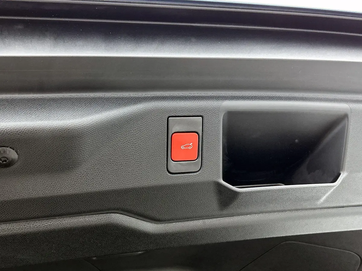 SUV GT Hybrid 145pk Automaat | 7 Zitplaatsen | Navigatie | Achteruitrijcamera | Handsfree Achterklep | Stoel- en stuurverwarming | Adaptieve Cruise Control | Climate Control | Parkeersensore
