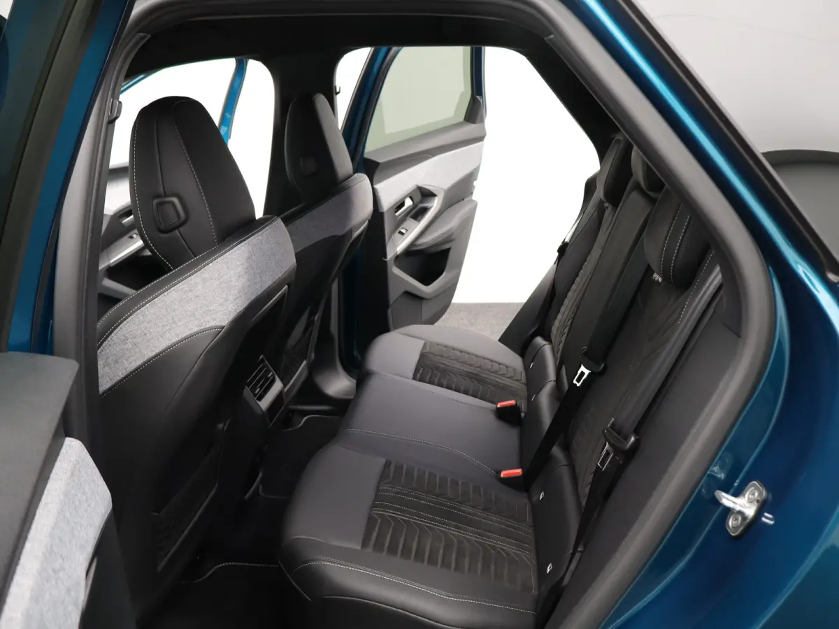GT Avantage 210 74 kWh Navi | Airco | Cruise Control | Stoelverwarming | Camera | Apple Carplay/Android Auto | leder | LED