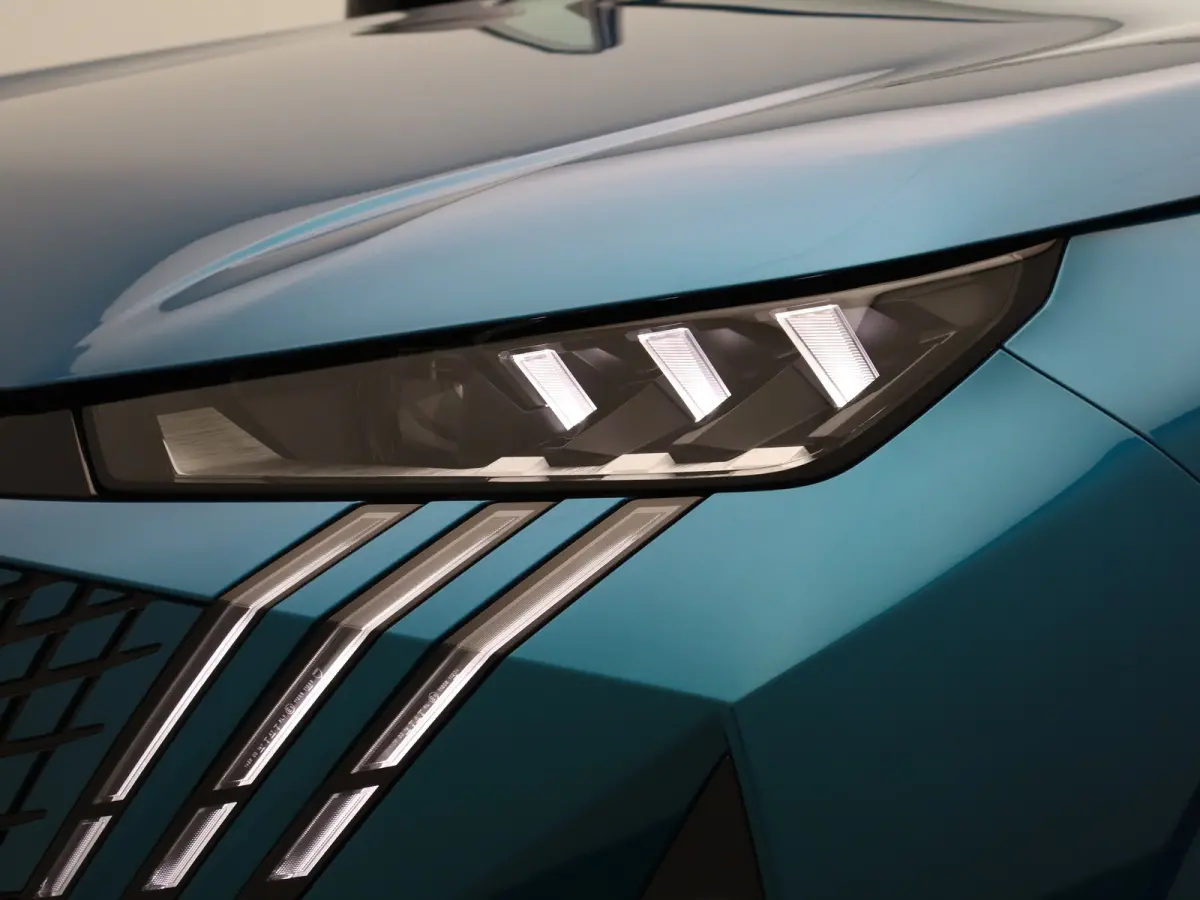 GT Avantage 210 74 kWh Navi | Airco | Cruise Control | Stoelverwarming | Camera | Apple Carplay/Android Auto | leder | LED