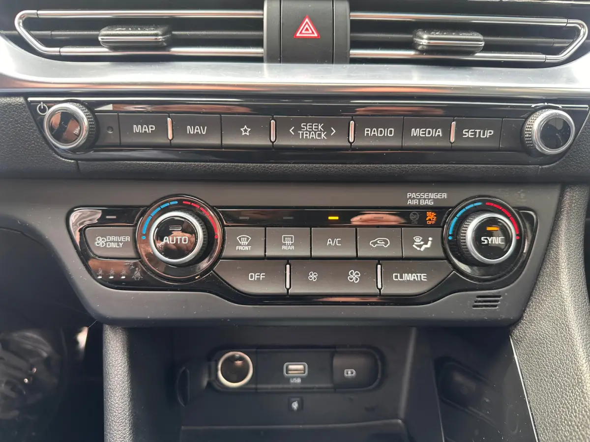 1.6 GDi PHEV ExecutiveLine Pano El stoelen