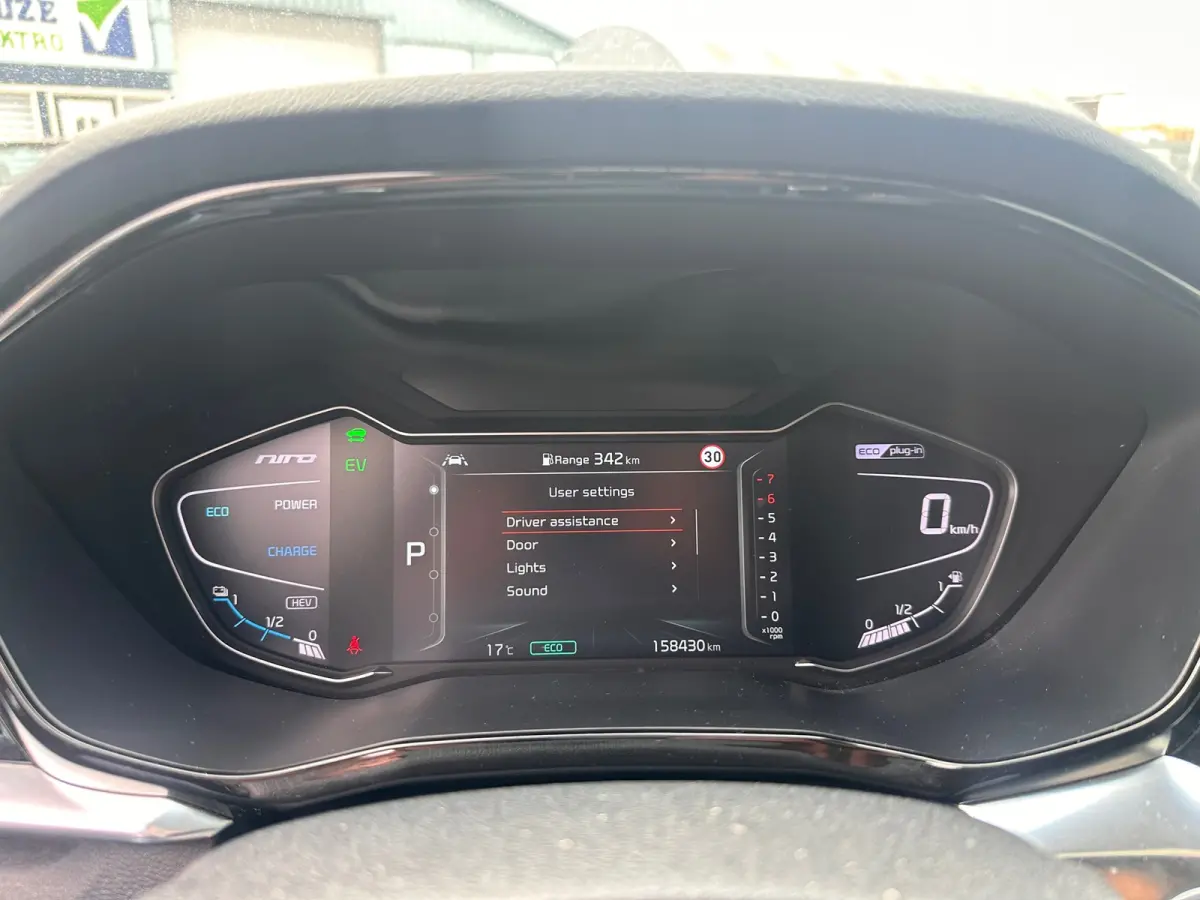 1.6 GDi PHEV ExecutiveLine Pano El stoelen