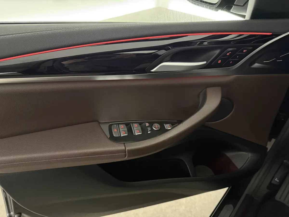 Executive 80 kWh | Snelladen | SOH 91% | Pano | Camera | Virtual | Memory | Sfeer | Carplay