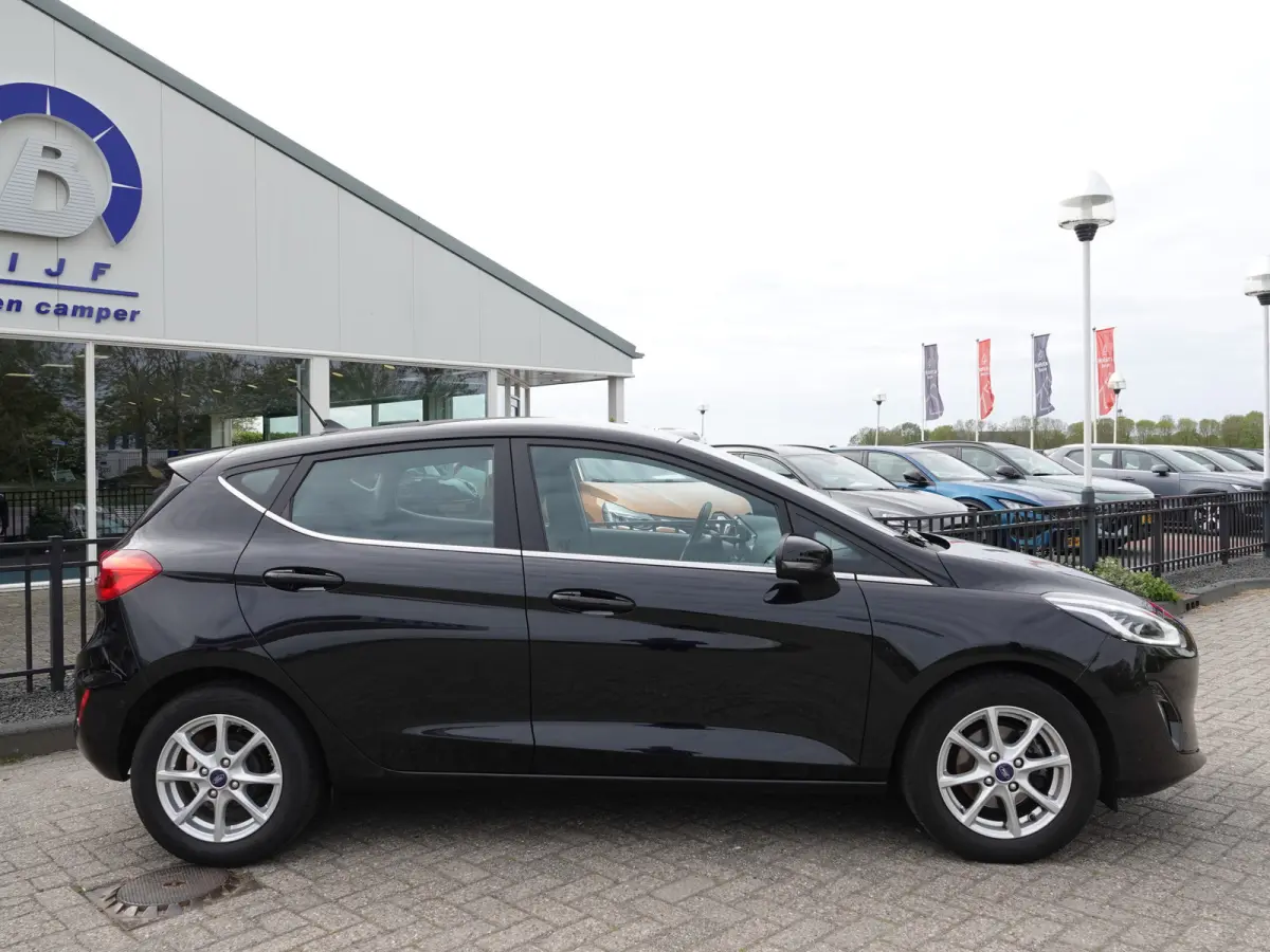 1.0 EcoBoost 95PK Titanium ADAPT. CRUISE | BT-TEL | CARPLAY | LMV | AIRCO