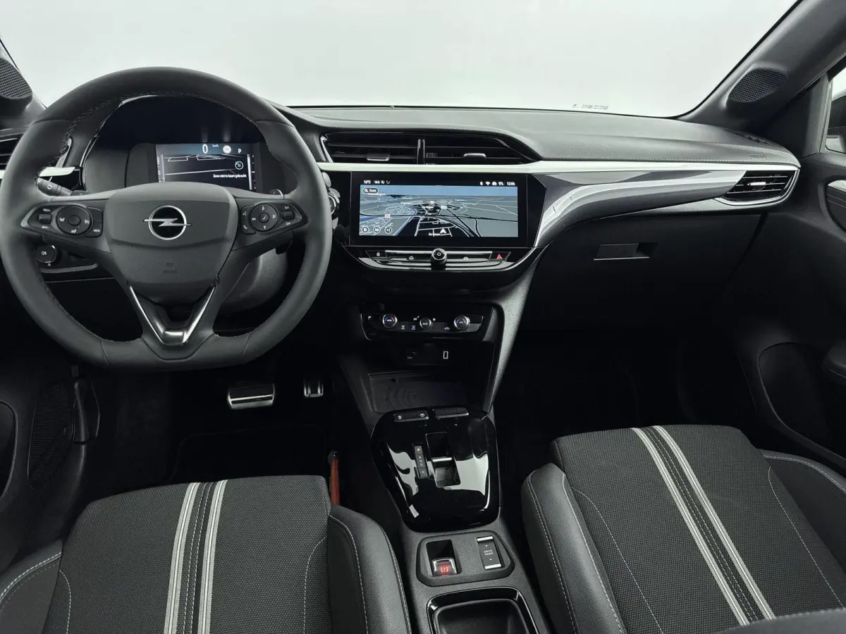 110pk Hybrid GS Automaat | Camera | Carplay | Navigatie | Parkeersensoren V+A | Achterspoiler